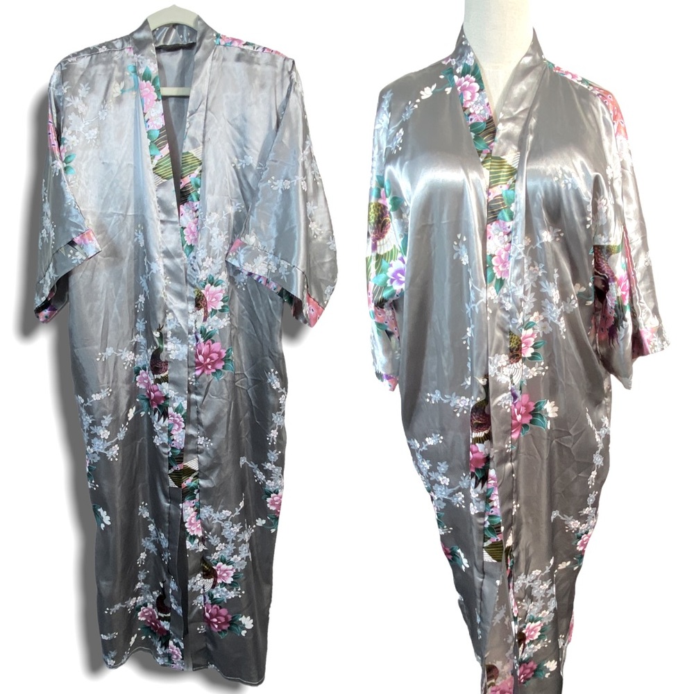 Babeyond kimono style open silky robe Japanese floral silver Free Size fits most
